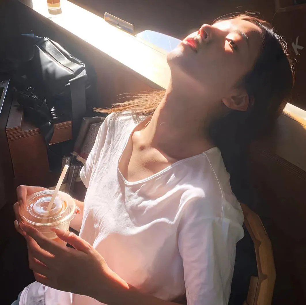 我家隔壁的校草男友 海报